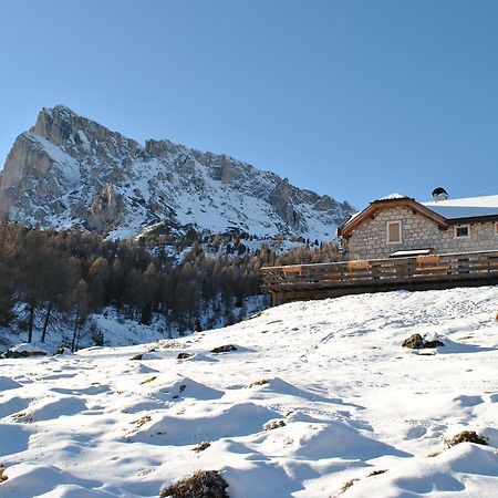 Malga Giau Hotell San Vito di Cadore Eksteriør bilde