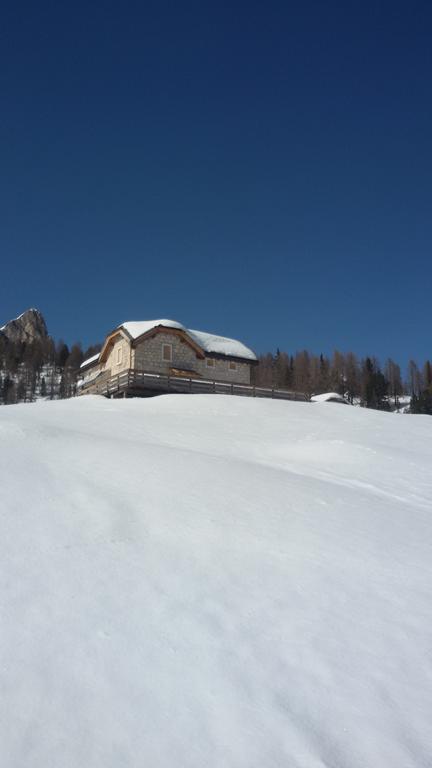 Malga Giau Hotell San Vito di Cadore Eksteriør bilde